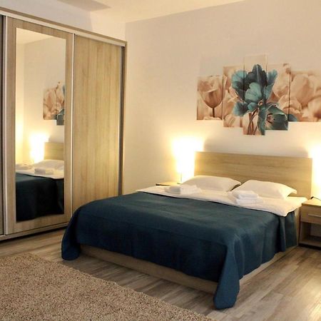Apartmán Long House Brašov Exteriér fotografie